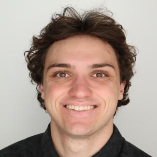Holden Ellis Headshot